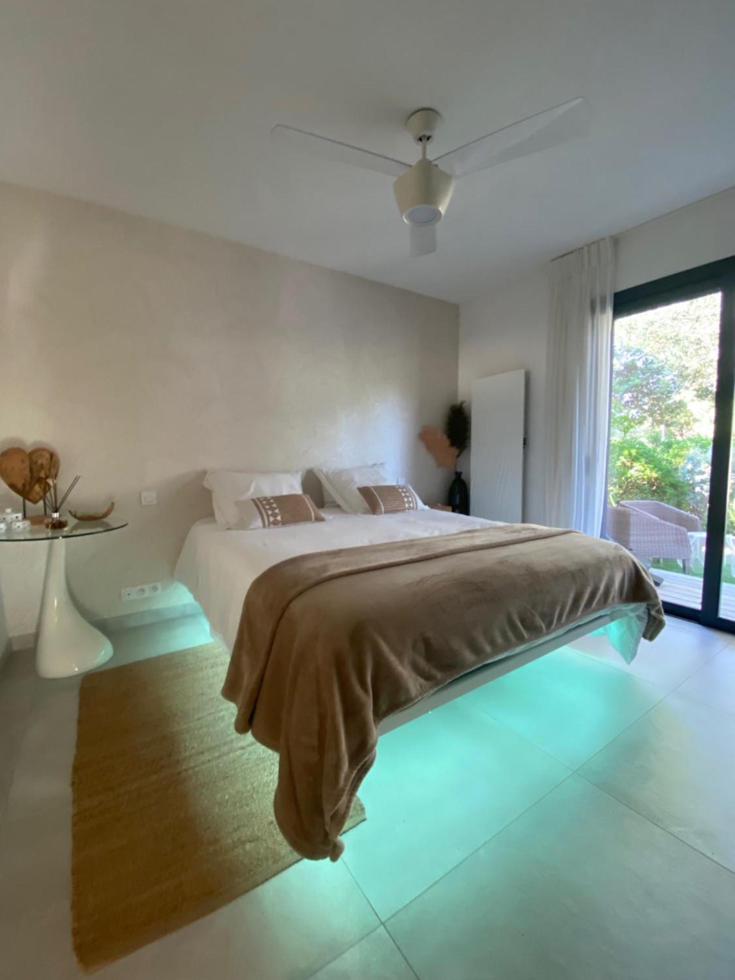 Casa Felicia Daire Bonifacio  Dış mekan fotoğraf